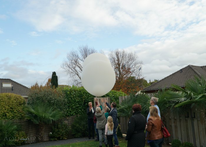 Ballonverstrooiing-s-gravezande-aqua-air-services- as-heliumballon