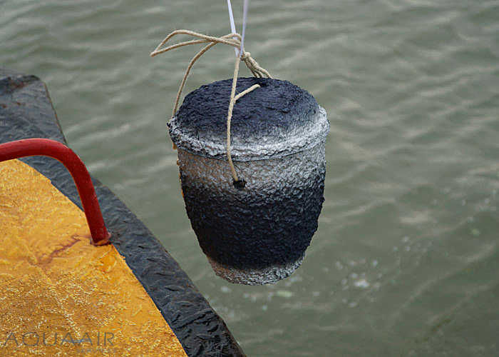 asbijzetting met een zee-urn voor Zoutelande vanuit Vlissingen