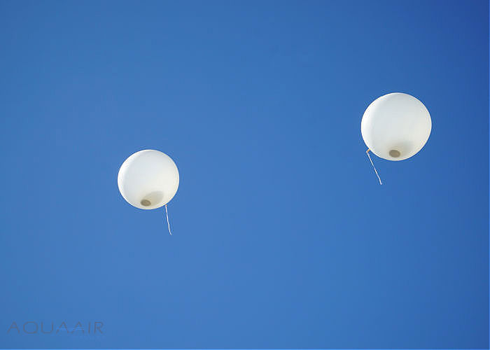 asverstrooiing met heliumballonnen te Ouddorp
